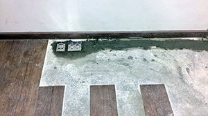 passagem de eletrica e dados pelo piso 002.jpg